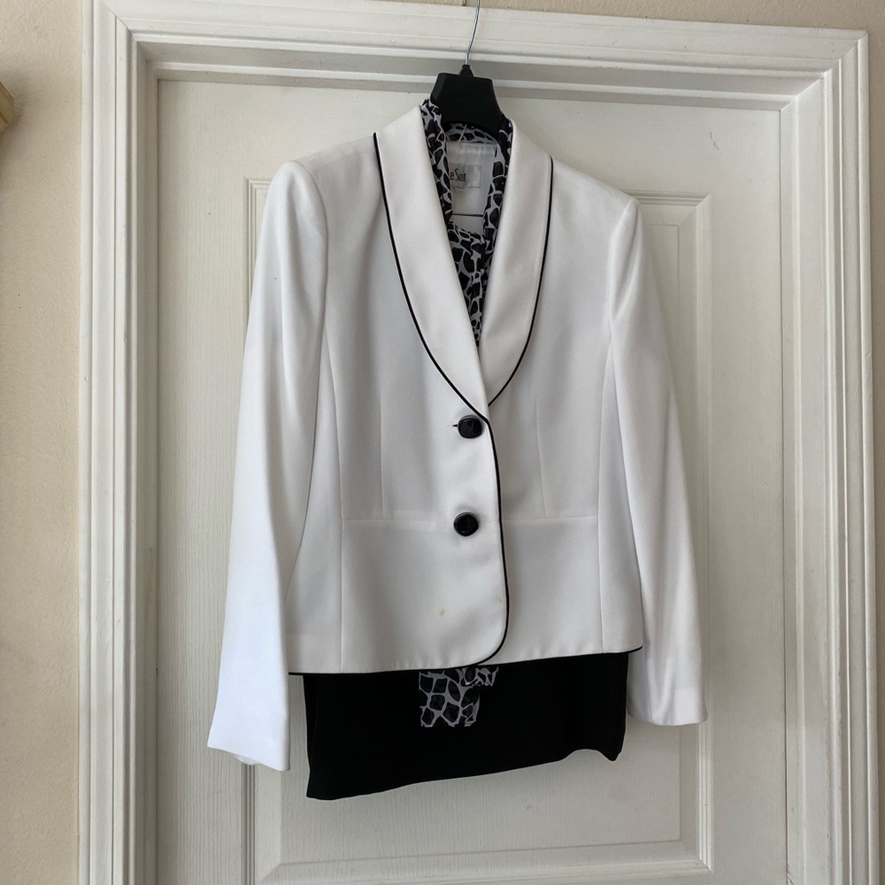 Woman’s suit and skirt set with shirt